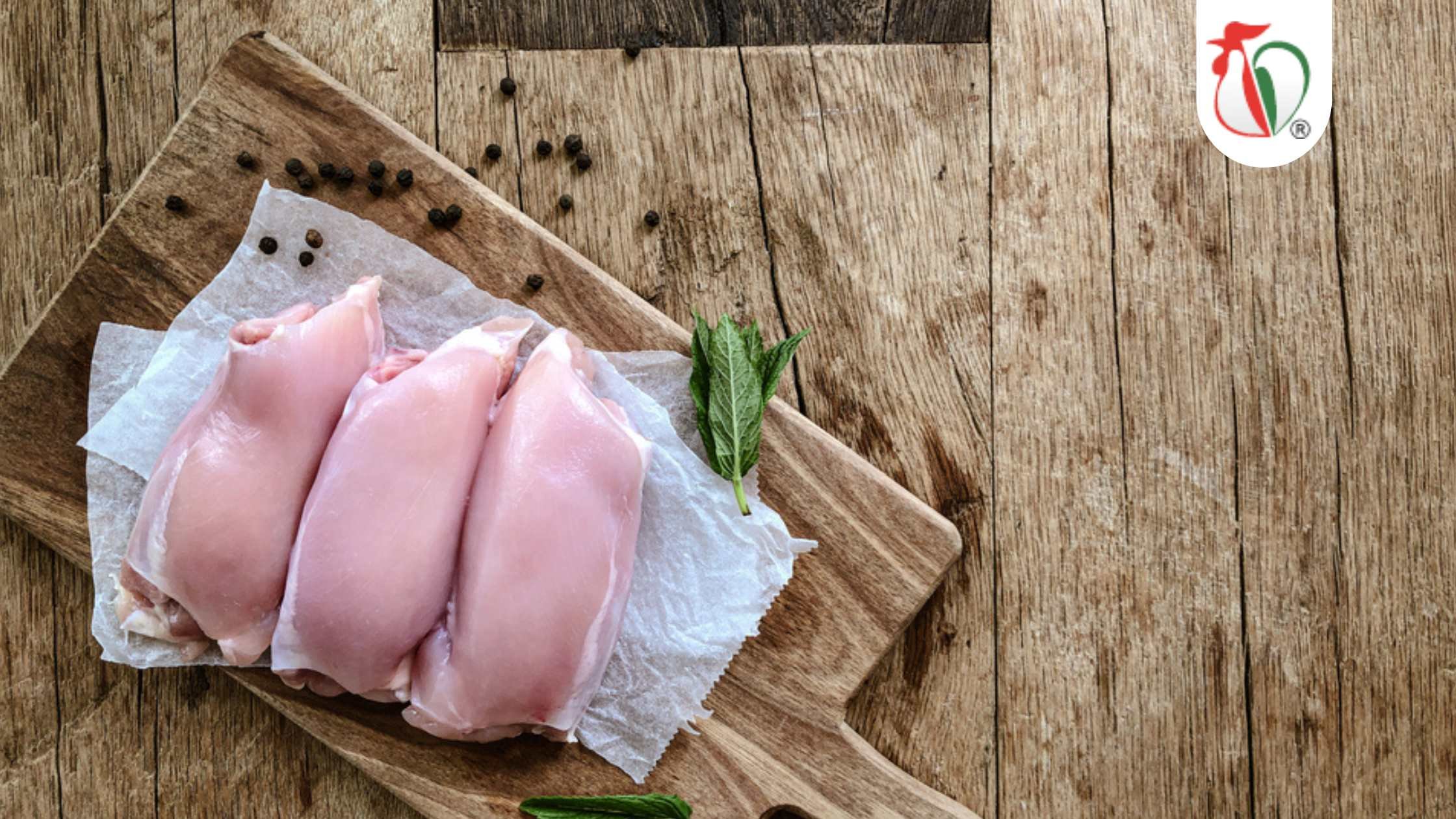 cách nuôi gà tre chế độ đá