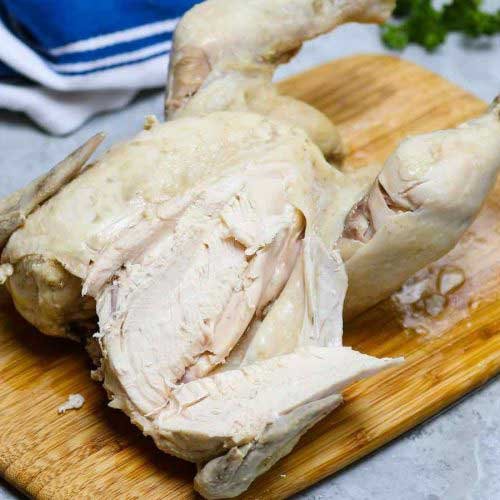 Khám phá thế giới cầu đá lông gà giữa lòng Hà Nội